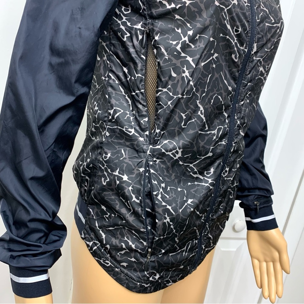Under Armour Storm Camo Running Trail Jacket Lightweight Zip Up Hoodie size XS - Picture 5 of 14